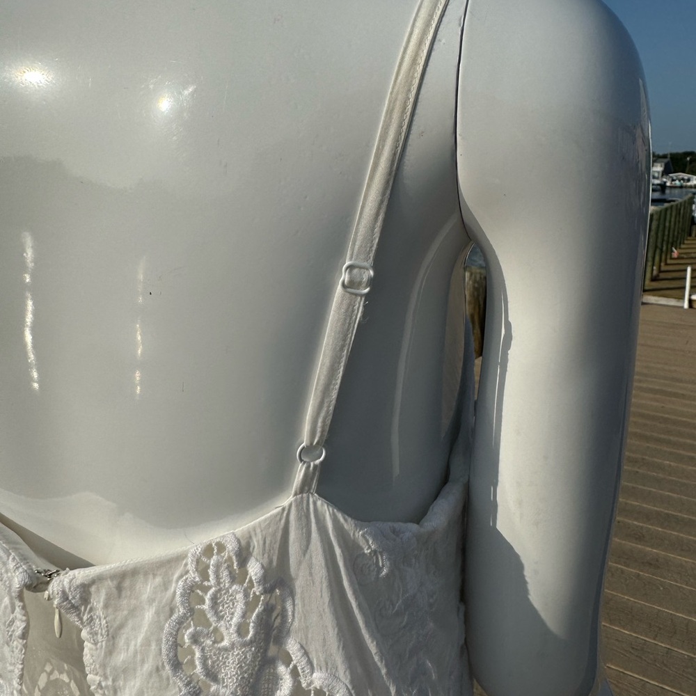 🤍Olivaceous white off white dress 👗 - Picture 6 of 16
